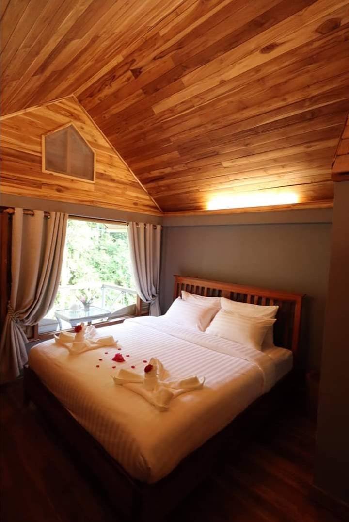 Luxury Twin Bungalow Suite
